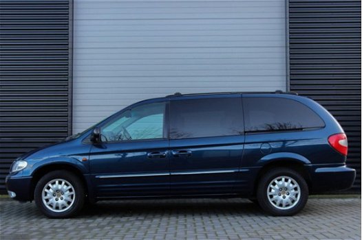 Chrysler Grand Voyager - 3.3i V6 Limited AWD Automaat 7-persoons Leder Trekhaak - 1