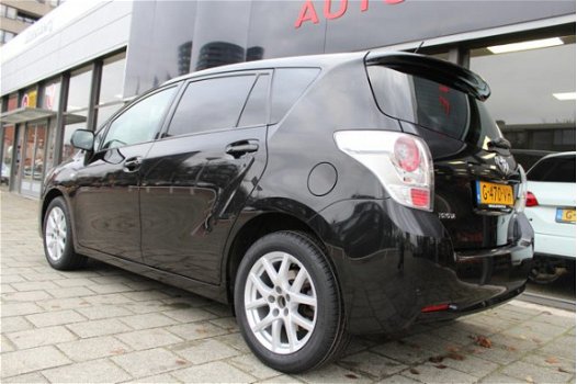 Toyota Verso - 1.8 VVT-i Business Titanium 7p. // NAVI // PANO // CAMERA - 1