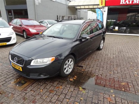 Volvo V70 - 1.6D DRIVe Summum Scherm in de hoofdsteunen - 1