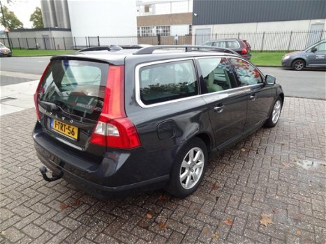 Volvo V70 - 1.6D DRIVe Summum Scherm in de hoofdsteunen - 1