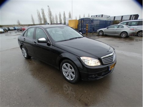 Mercedes-Benz C-klasse - 200 CDI Business Class / LEER / NAVI / TREKHAAK / CLIMATE CONTROL - 1