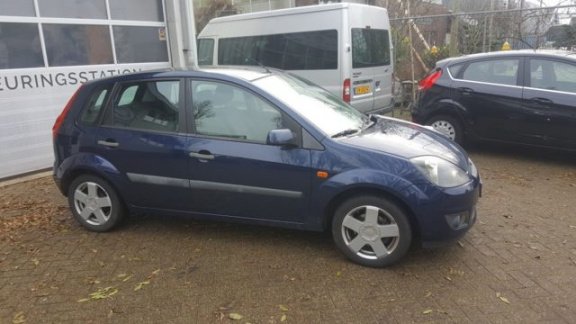 Ford Fiesta - Fiesta 1.3 5 drs 1e eigenaar Bovag garantie - 1