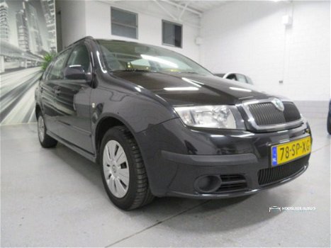 Skoda Fabia Combi - 1.4 16V 75pk Equipe Airco Cruise - 1