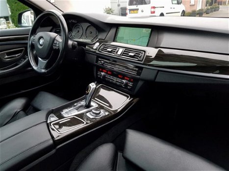 BMW 5-serie Touring - 525 XD X-DRIVE AUTOM HIGH EXECUTIVE PANODAK LEDER NAVI CAMERA XENON LMV PDC - 1