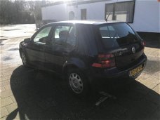 Volkswagen Golf - 1.9 SDI Comfortline 5 DEURS MOTOR 100%