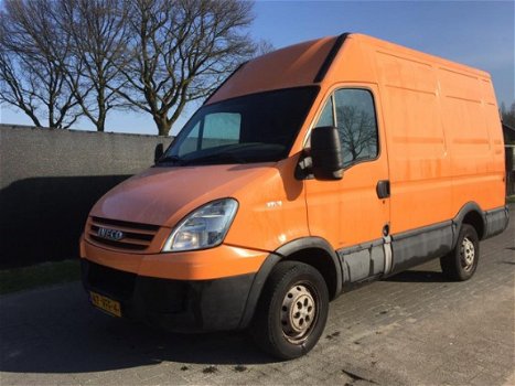 Iveco Daily - 29 L 12V 300 H2 L - 1