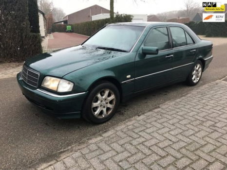 Mercedes-Benz C-klasse - 220 CDI Elegance C220 AIRCO MANUEEL SEDAN 1999 - 1