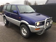 Nissan Terrano - 2.4 SE GEZOCHT ALLE TERRANO TRADE URVAN KING CAB