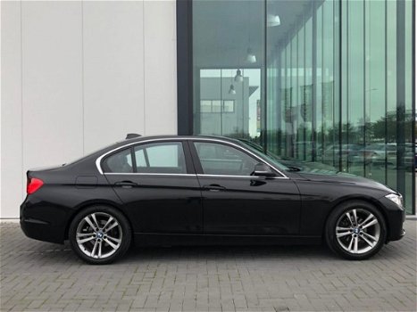 BMW 3-serie - 320i EfficientDynamics Edition High Executive - 1