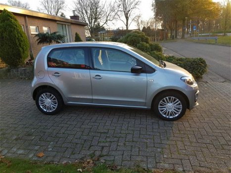 Volkswagen Up! - 1.0I CUP, AUTOMAAT, NAVI, CRUISECONTR., 5-DR - 1