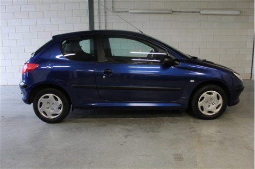 Peugeot 206 - 1.4 XR - 1