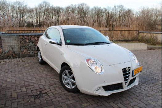 Alfa Romeo MiTo - 0.9 TwinAir 85 Distinctive - 1