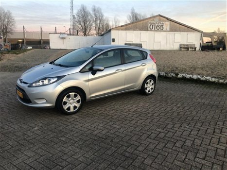 Ford Fiesta - 1.25 Limited Airco, Nieuwe APK. Grote beurt.lag km stand - 1