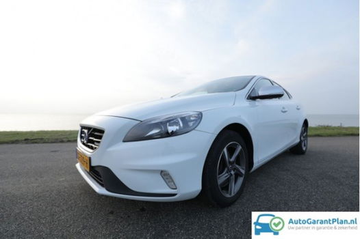 Volvo V40 - 2.0 D4 190 Pk. Ocean Race Panodak Navi R-design - 1