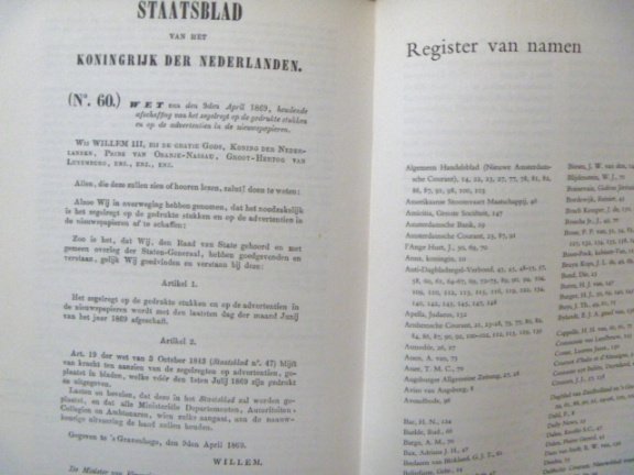Het dagbladzegel in de rariteitenkamer 1869 - 1969 gebonden - Afbeelding 4