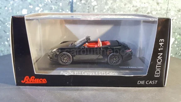 Porsche 911 GTS convertible zwart 1:43 Schuco - 5