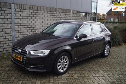 Audi A3 Sportback - 1.4 TFSI CoD Attraction Pro Line plus Autom Leder Xenon Navi Clima Cruise PDC LM - 1