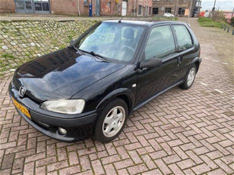 Peugeot 106 - 1.1 Sport Zeer nette auto bj 2000 Apk tot 3-12-19 zo ingeruild zo weg scherpe prijs - 1