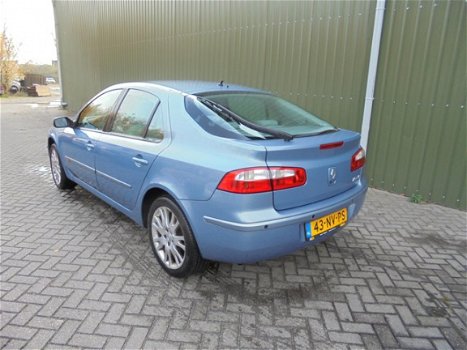 Renault Laguna - 1.8-16V Tech Road - 1