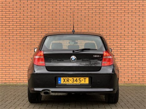 BMW 1-serie - 120i Business Line Sport | Airconditioning | Trekhaak | Cruise control | Parkeersensor - 1