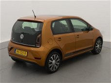 Volkswagen Up! - 1.0 High | 60pk | Panodak | Parkeersensoren | Navigatie| Airco | Lm velgen | Telefo