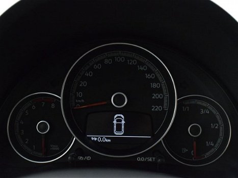Volkswagen Up! - 1.0 High | 60pk | Panodak | Parkeersensoren | Navigatie| Airco | Lm velgen | Telefo - 1
