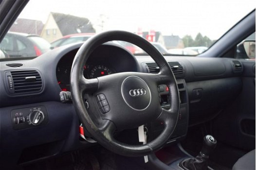 Audi A3 - 1.6 Attraction LMV | Airco | Cruise | Radio/CD - 1