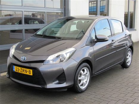 Toyota Yaris - 1.5 Full Hybrid Aspiration Automaat Dealer onderhouden Navi - 1