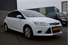 Ford Focus - 1.0 EcoBoost 101PK / AIRCO / CRUISE / NAVI / PARKEERSENS