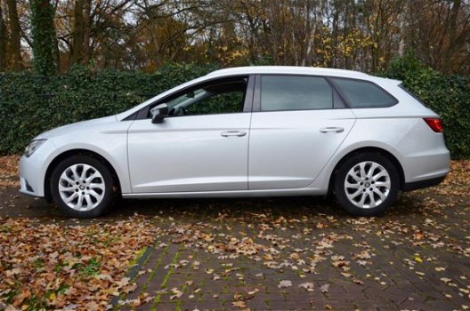 Seat Leon ST - 1.6 TDI Ecomotive Lease Sport Xenon/Half leer/Pdc/Ecc/Navi/Trekhaak/Cr-Controle/Lmv - 1