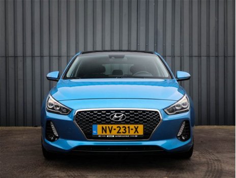 Hyundai i30 - 1.6 CRDi, 5 Drs, Premium, 1 Ste Eigenaar, Dealer Onderh., Navi, NL-Auto - 1