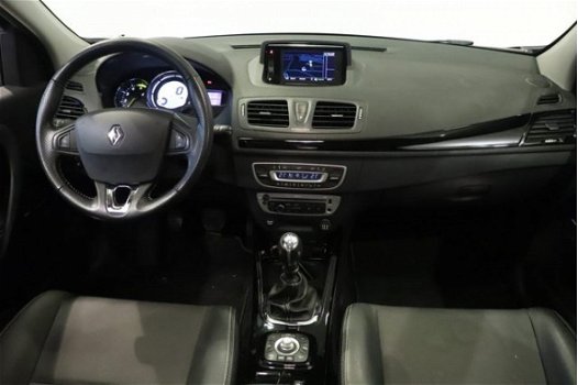 Renault Mégane Estate - 1.5 dCi 110PK Bose | Clima | Navi | Pan. Dak | Xenon | Cruise | Bluetooth | - 1