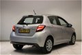 Toyota Yaris - 1.0 70PK VVT-i Aspiration *42.458 KM | Airco | Bluetooth | Metallic | Camera | - 1 - Thumbnail