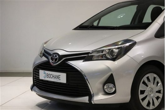 Toyota Yaris - 1.0 70PK VVT-i Aspiration *42.458 KM | Airco | Bluetooth | Metallic | Camera | - 1