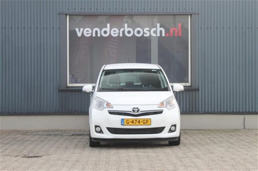 Toyota Verso S - 1.3 VVT-I Aspiration 99pk Aut. Navi Clima Camera - 1