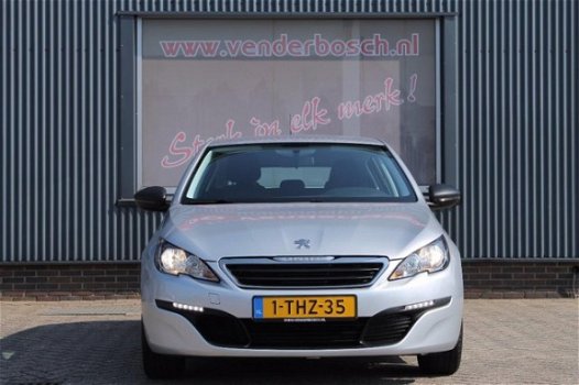 Peugeot 308 - 1.2 VTi Access 82pk Cruise Trekhaak Airco - 1