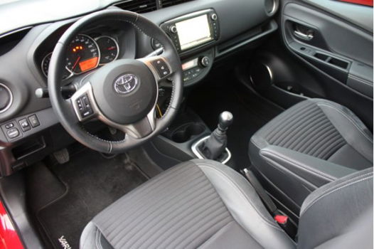 Toyota Yaris - 1.3 VVT-i Dynamic | Clima | Camera | Navi | Cruise contr. | 1e Eig. | - 1