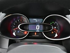 Renault Clio - TCe 120 Limited // Navi / Airco / Cruise Control