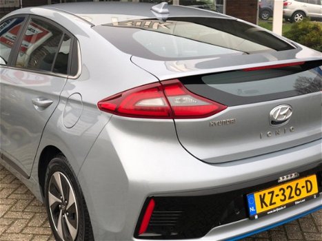 Hyundai IONIQ - 1.6 GDi Comfort (HYBRIDE AUTOMAAT) 1e Eigenaar - 1