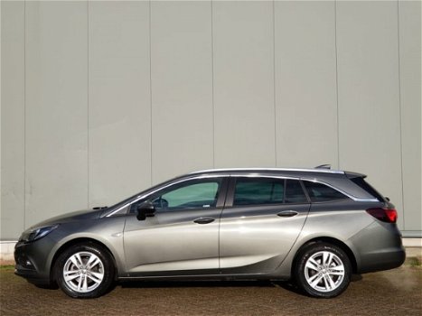 Opel Astra Sports Tourer - 1.4 Online Edition AGR 8