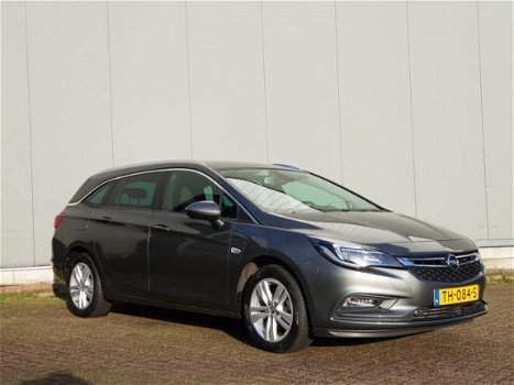 Opel Astra Sports Tourer - 1.4 Online Edition AGR 8