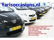 Toyota Yaris - 1.0 VVT-i Trend Navi, Lm velgen, Climaatbeheersing, 1e eigenaar