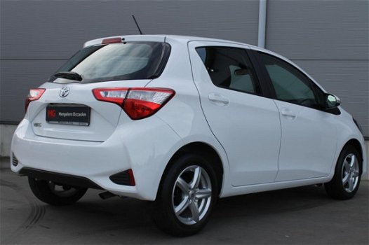 Toyota Yaris - 1.5 VVT-i Active Navi | Lichtmetaal - 1