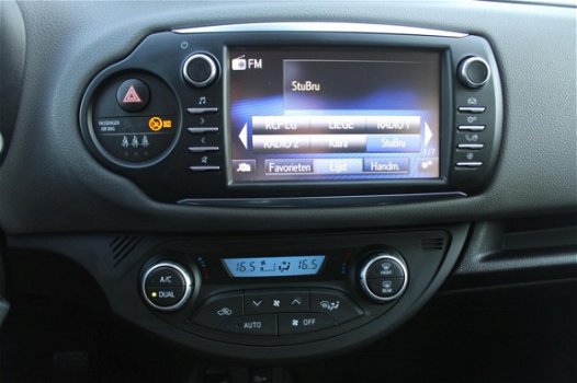 Toyota Yaris - 1.0 VVT-i Energy Navi | P.Cam - 1