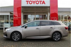 Toyota Avensis Touring Sports - 2.0 D-4D-F Dynamic NAVI/ CAMERA/ BLUETOOTH/ CRUISE