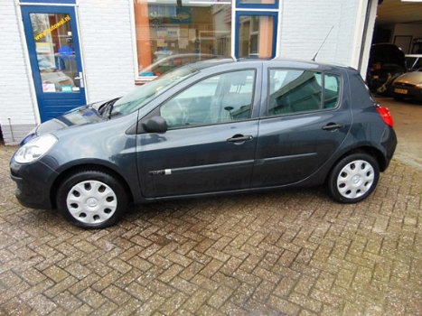 Renault Clio - 1.5 dCi Expression - 1