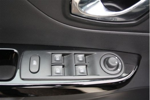 Renault Captur - TCe 90 Dynamique Navi / cruise control / climate control / regen en licht sensor 17 - 1