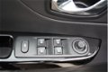 Renault Captur - TCe 90 Dynamique Navi / cruise control / climate control / regen en licht sensor 17 - 1 - Thumbnail