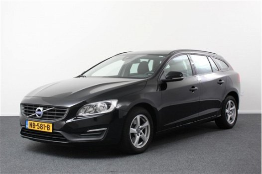 Volvo V60 - 2.0 D3 Momentum Business (NAV/PDC/LMV/Bluetooth) - 1