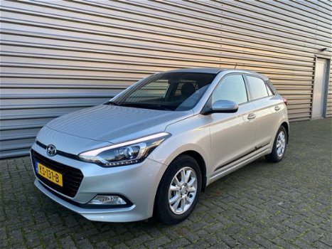 Hyundai i20 - 1.0 T-GDI Go Lmv Pdc Navi - 1